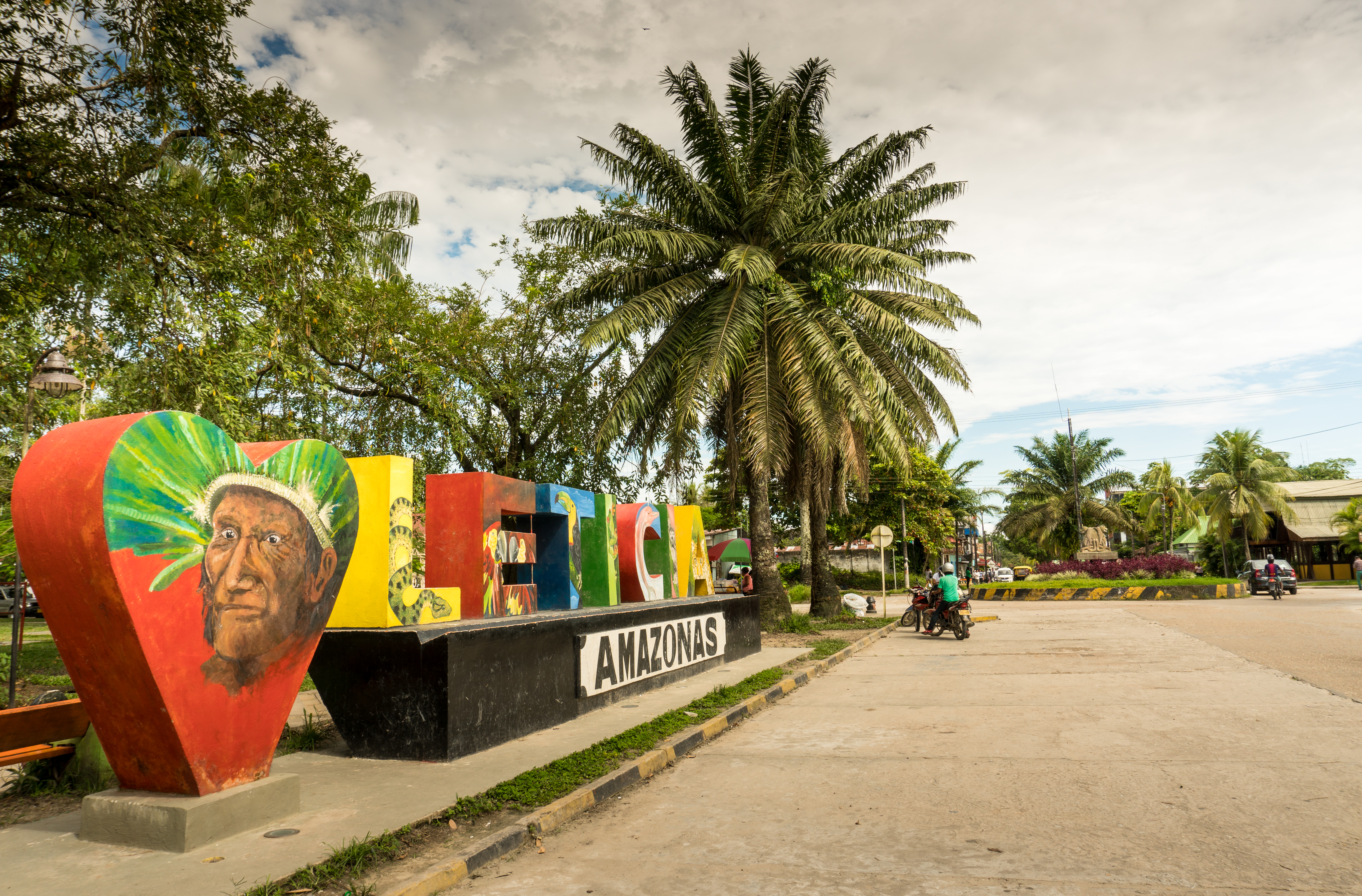 Plaza-central-Leticia